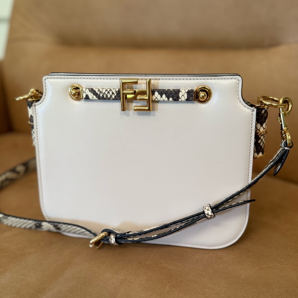 FENDI
Fendi Touch Bag